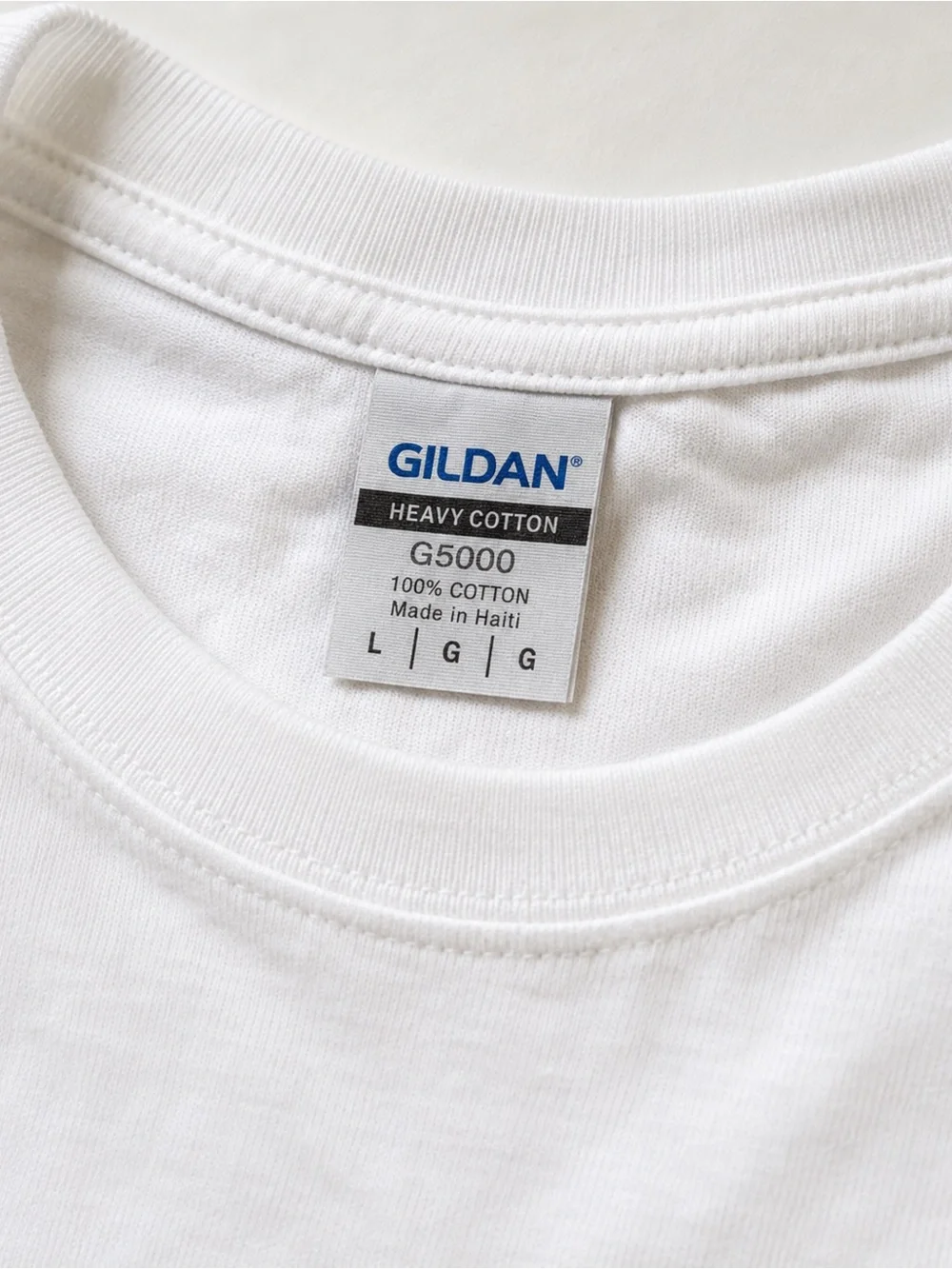 Gildan 5000 White 'Weird Vibes' Green Frog Graphic Tee Vintage Size L